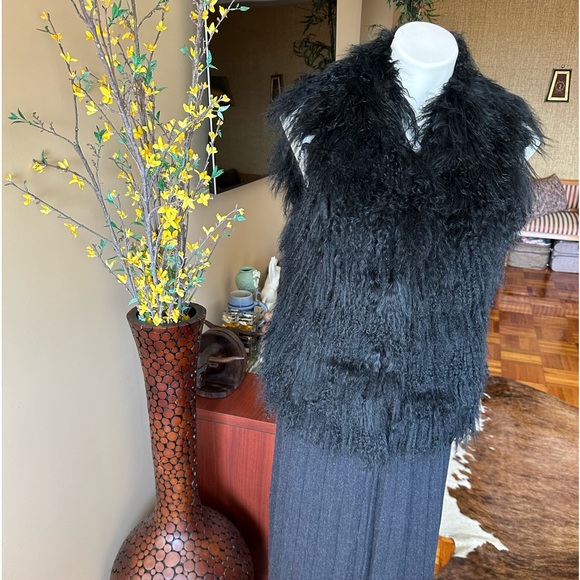 SOLDNew MICHAEL Michael KORS 100% Real Mongolian Shaggy Curly Lamb fur VEST .s S - Picture 4 of 13